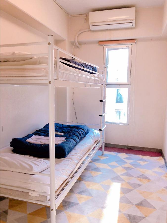 Guesthouse Shiawase Eki Fukuoka  Exteriör bild